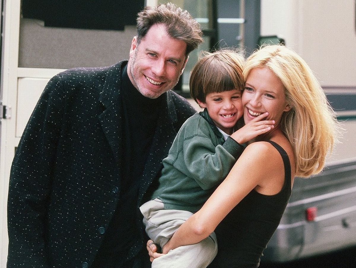 A picture of John Travolta and his wife Kelly Preston with their son