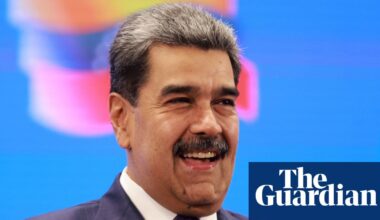 Two US fighter jets circle Gulf of Venezuela in escalation of hostilities | US military