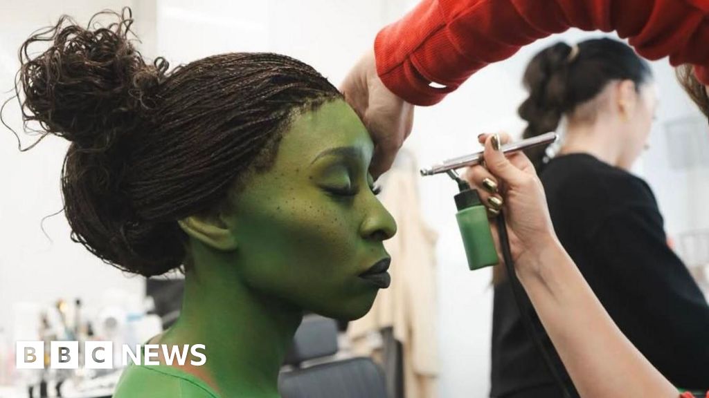 Wicked make-up artists reveal challenge of Elphaba's green look