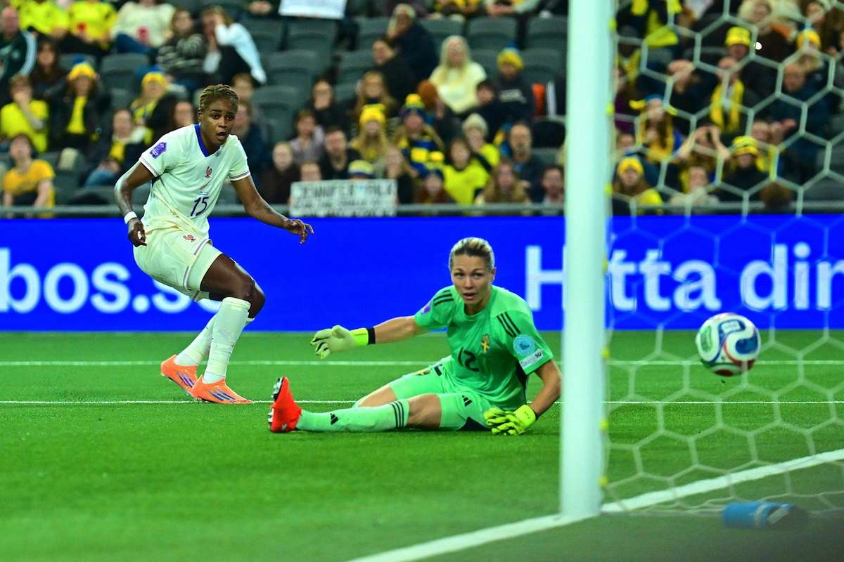 UWNL: France draw 2-2 with Sweden draw Solna to finish third in UEFA Women's Nations League