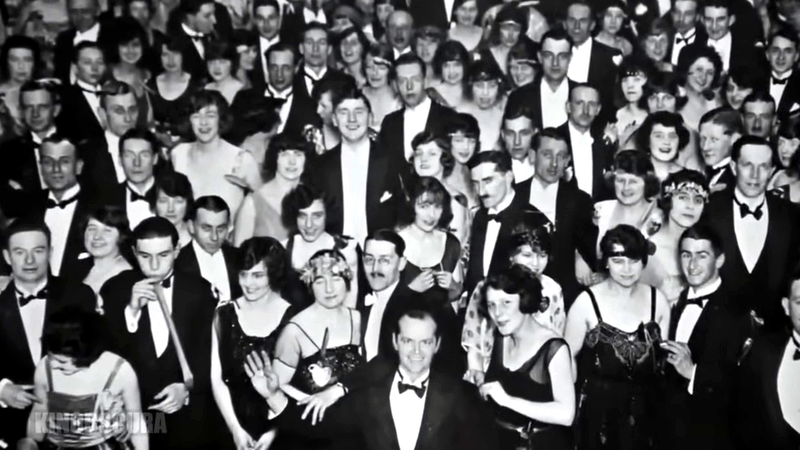 Jack Torranc eerie photo in The Shining ending