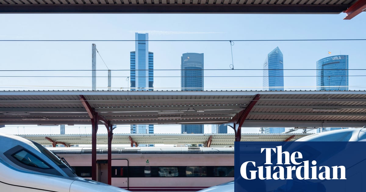 Spain to launch €60 monthly nationwide public transport pass | Spain