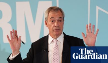 Holocaust survivors call on Nigel Farage to apologise over alleged antisemitic comments | Nigel Farage