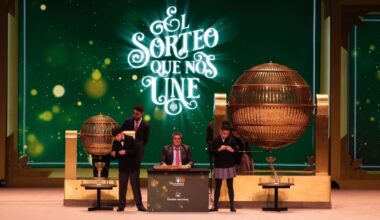 Spain's Christmas lottery spreads cheer in León after one of the worst forest fires in Spanish history -
