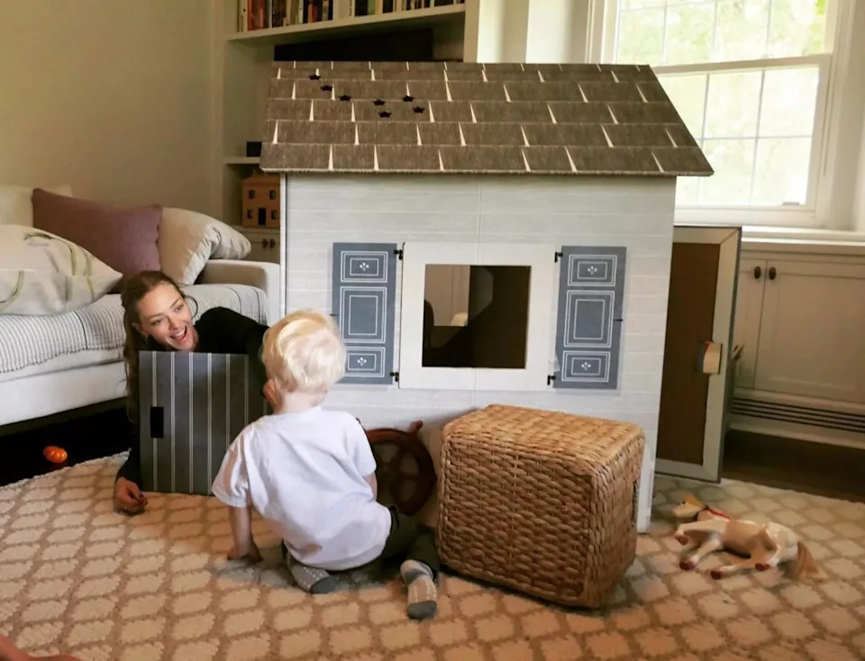 Seyfried and her husband, Thomas Sadoski, share an 8-year-old daughter, Nina, and a 5-year-old son, Thomas. Instagram/mingey