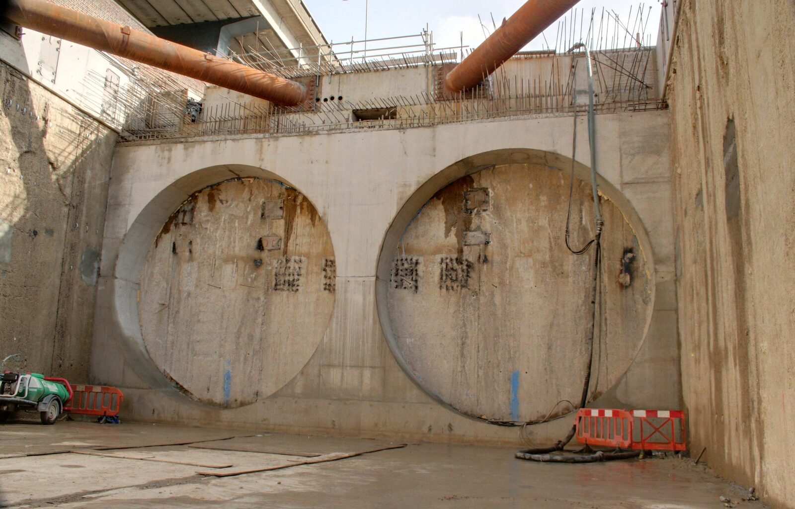 Mayor of London urged to restart Crossrail 2 – and seek new tax powers to fund it