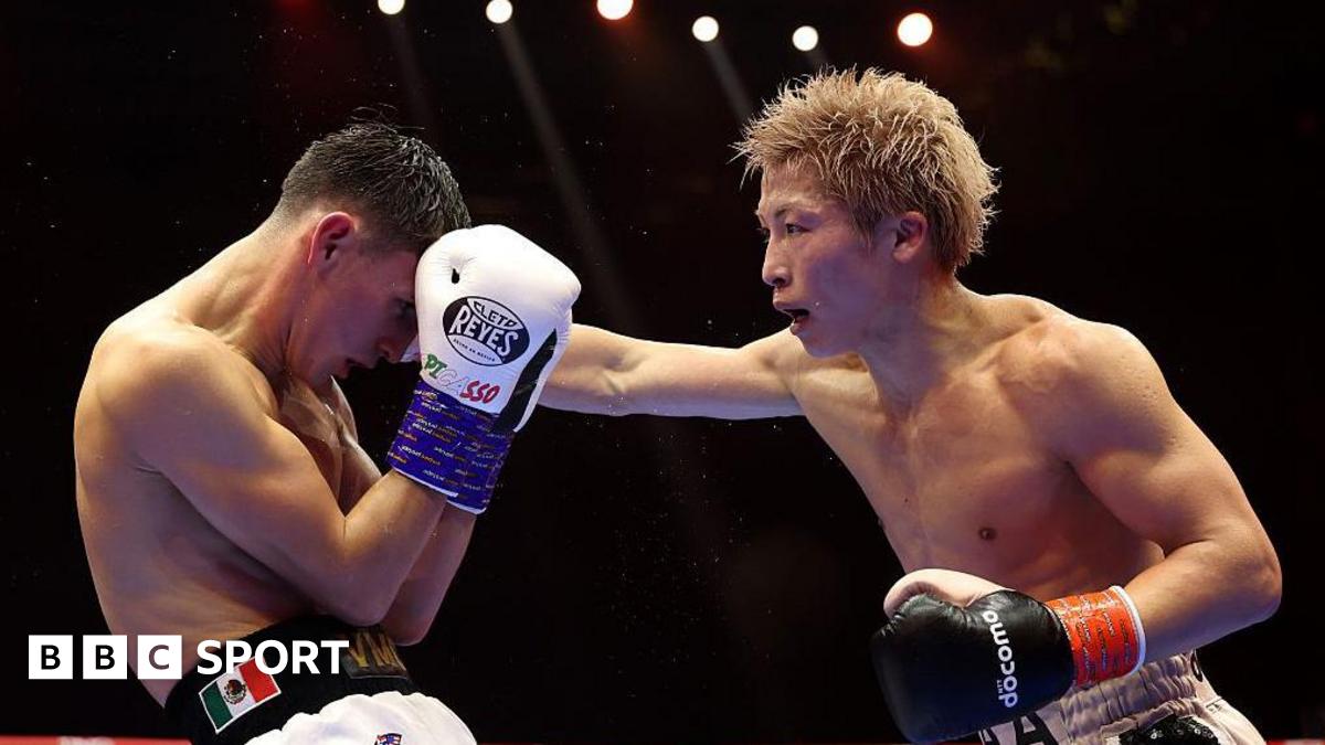 Naoya Inoue lands a right jab