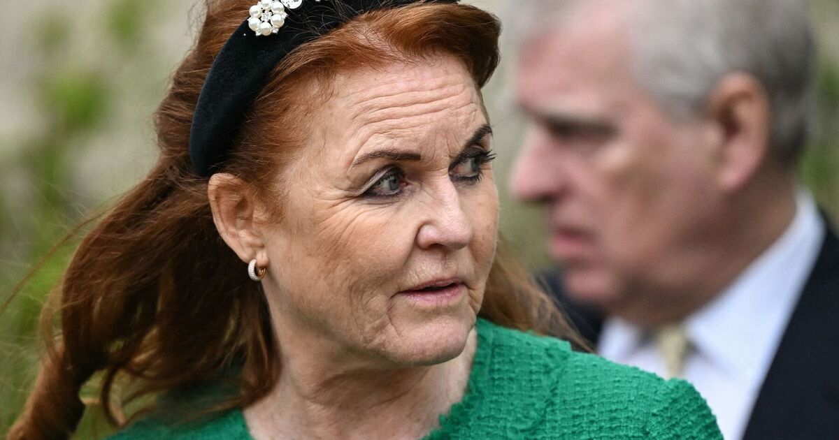 Royal Family LIVE: Fergie breaks silence on Beatrice and Eugenie | Royal | News