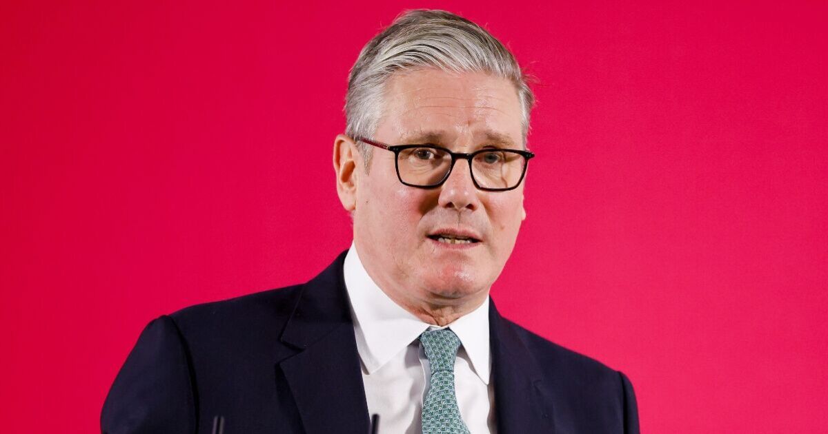 Smuggling gang was better at sending migrants from the UK to France than Starmer | UK | News