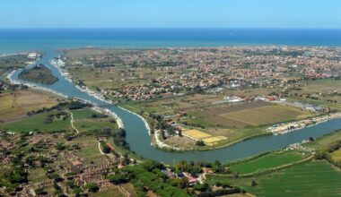 Brits warned not to travel to 'magic' European seaside town | Europe | Travel