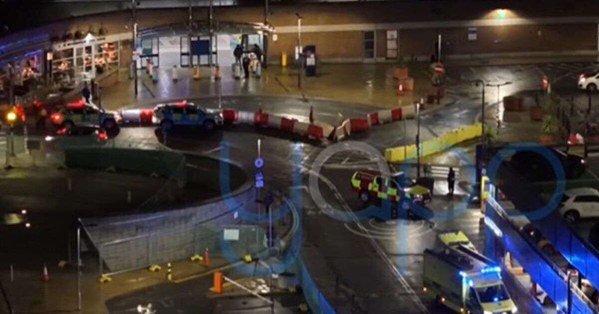 Leeds station LIVE: Trains cancelled after emergency as police rush to scene | UK | News