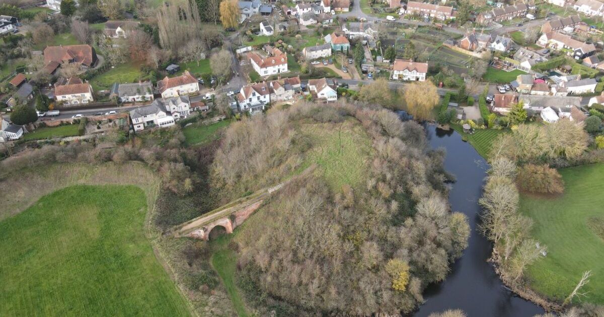 The tiny UK village that was once home to royals - just over 1 hour from London | Travel News | Travel