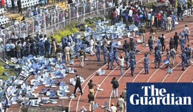Lionel Messi’s India tour starts in chaos as angry fans throw seats in stadium | Lionel Messi