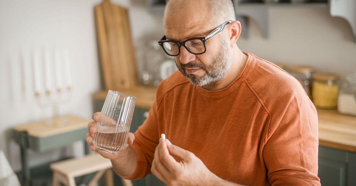 Warning as common painkiller taken linked to deadly heart conditions | UK | News