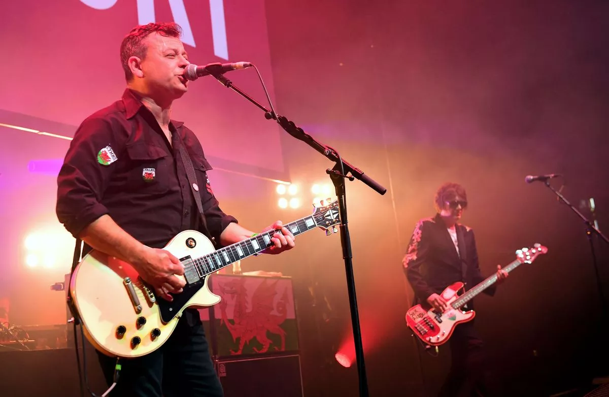 The Manic Street Preachers (James Dean Bradfield and Nicky Wire) perform on stage during the Q Awards 2017 in association with Absolute Radio at the Camden Roundhouse, London. 