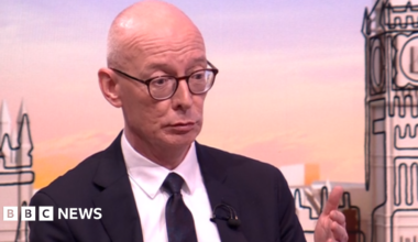 Sunday with Laura Kuenssberg: Pat McFadden faces Laura Kuenssberg over new youth work plan