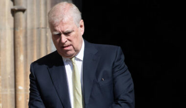 William 'wants to deal' with Andrew before he becomes King, Royal author says