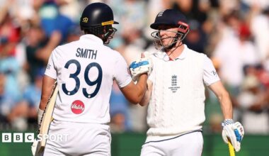 Two Doors Down: Christmas Special