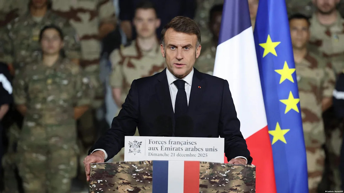 France to build new aircrafft carrier — Macron