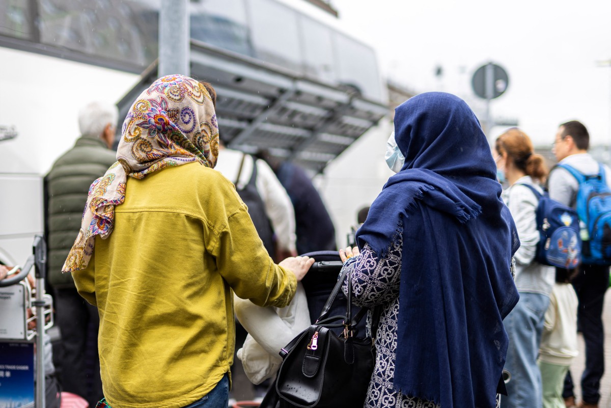 Federal Government Halts Two Afghan Admission Programs ━ The European Conservative