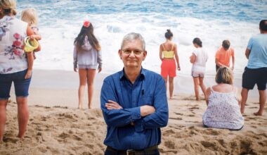 Acclaimed British photographer Martin Parr dies aged 73 | Arts and Culture News