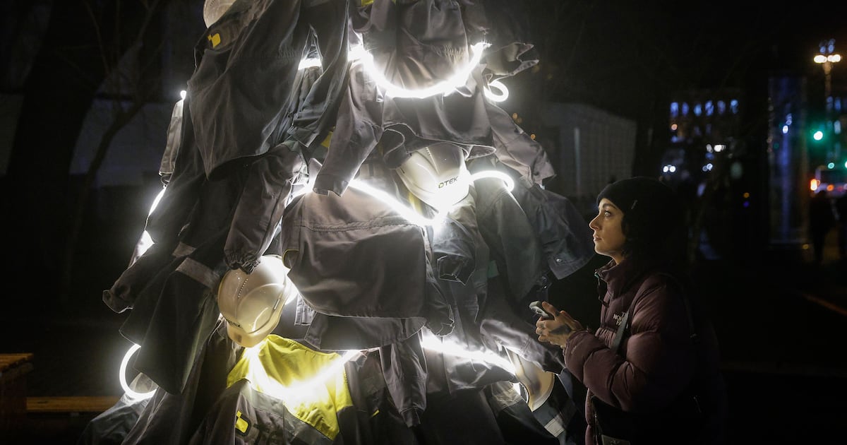 Russia launches air attack on Kyiv after latest peace talks end, Ukraine’s military says – The Irish Times