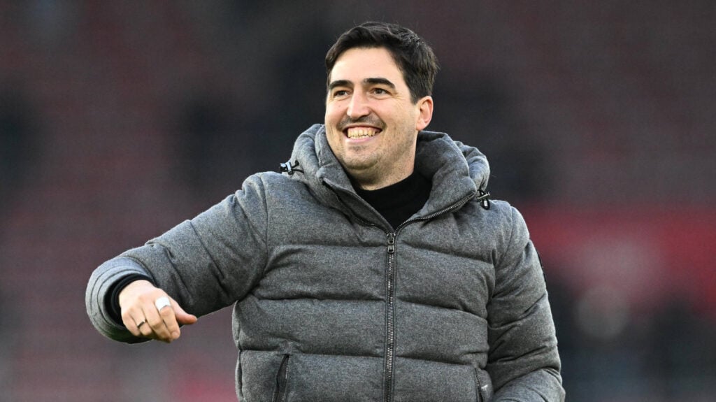 Bournemouth manager Andoni Iraola smiling