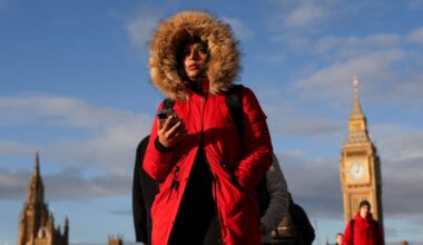 Cold temperatures set to continue with health alert in force - London Evening Standard