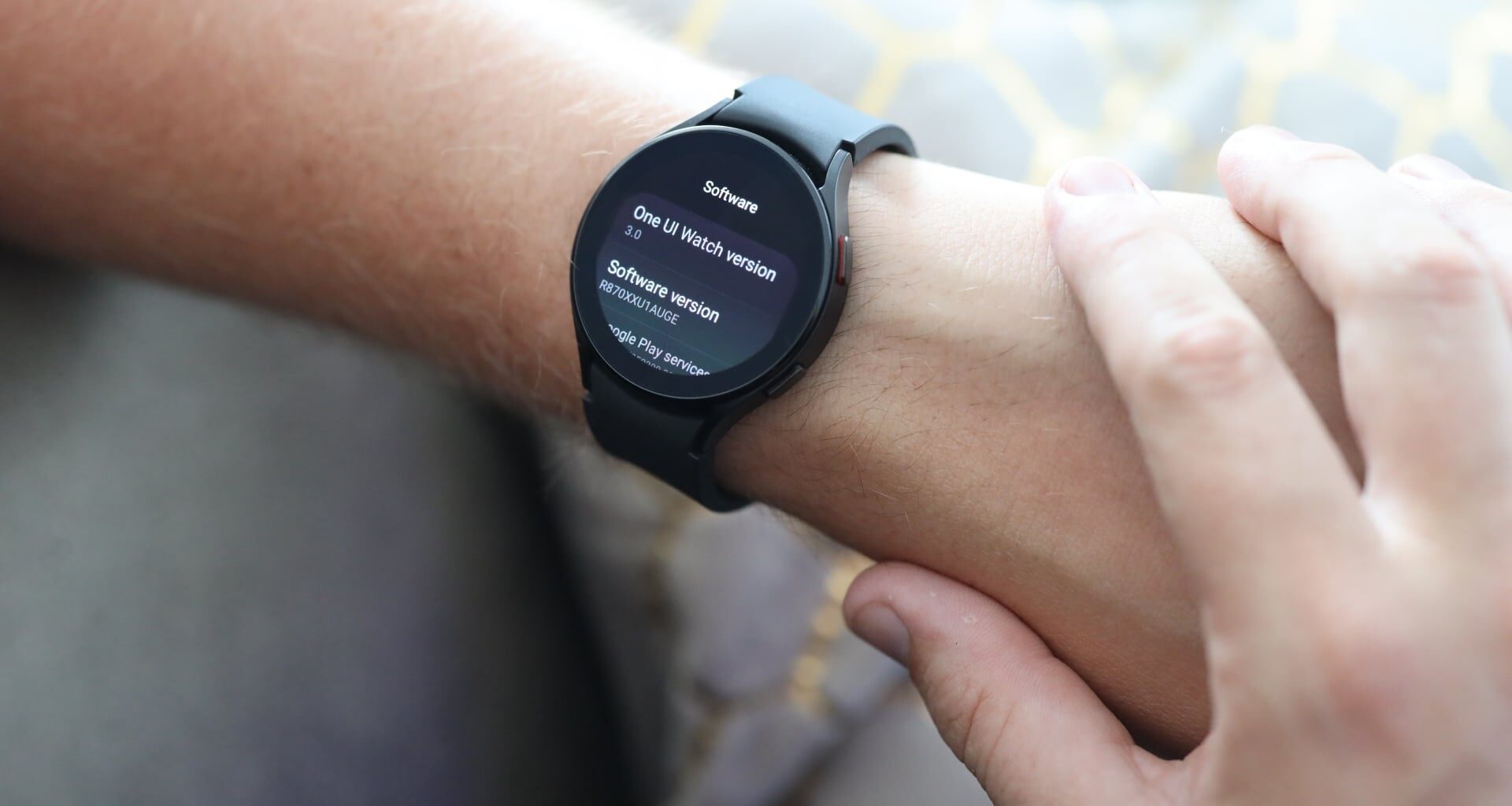 A Galaxy Watch 4 variant received two updates on the same day