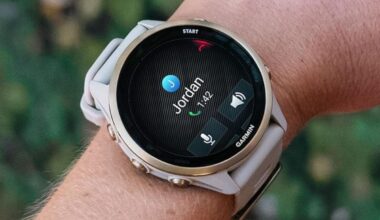 Mid-range Garmin smartwatches get new beta update with bug fixes