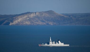 UK announces military tech to counter Russian submarine threat – POLITICO