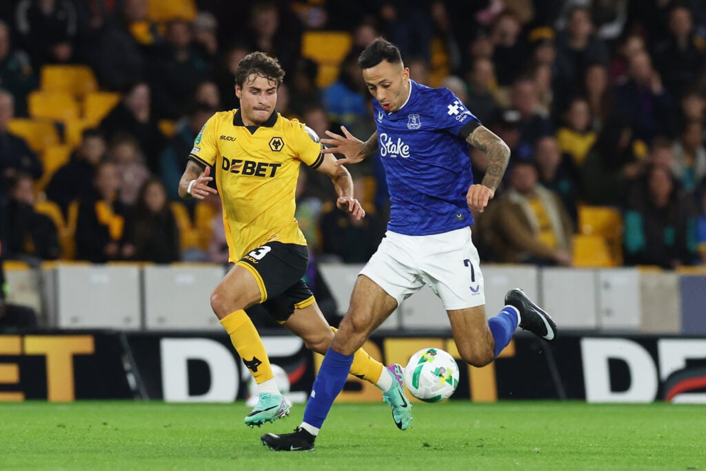 Dwight McNeil in action against Wolves in the Carabao Cup