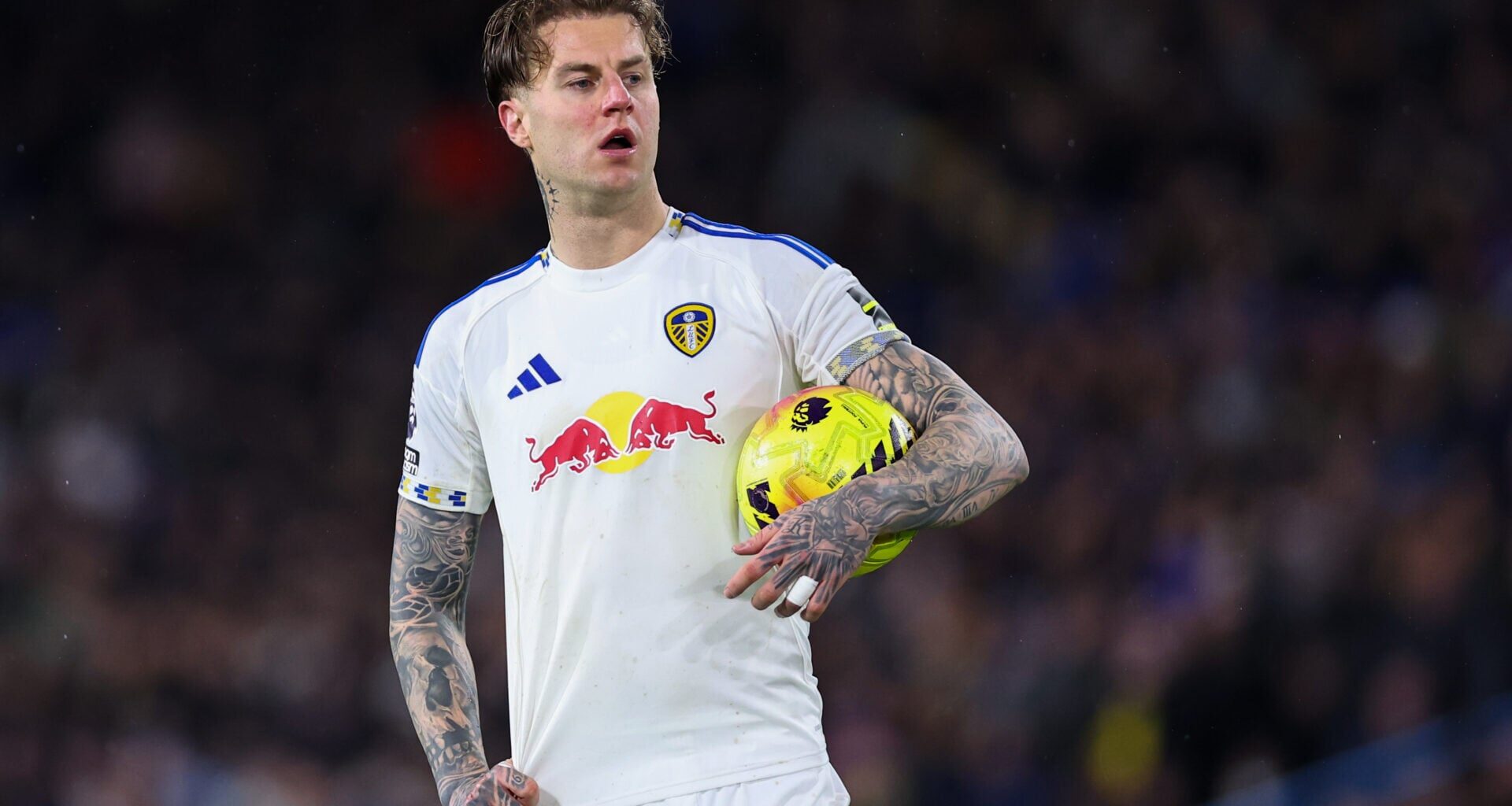 Leeds United fans stunned by what the club just revealed about Joe Rodon