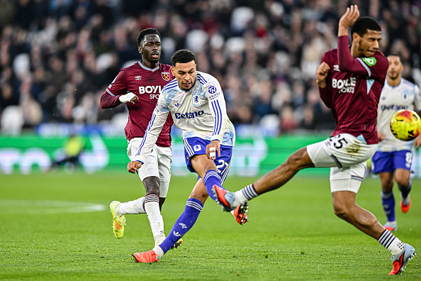 West Ham United v Aston Villa - Premier League