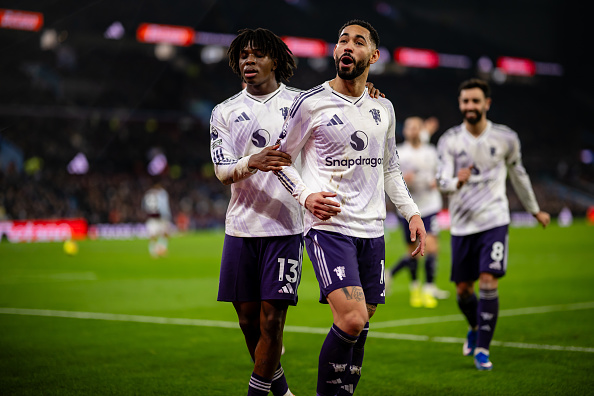 Aston Villa v Manchester United - Premier League