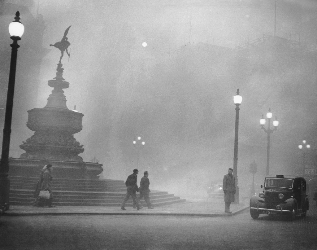 December 5, Great Smog of London descends