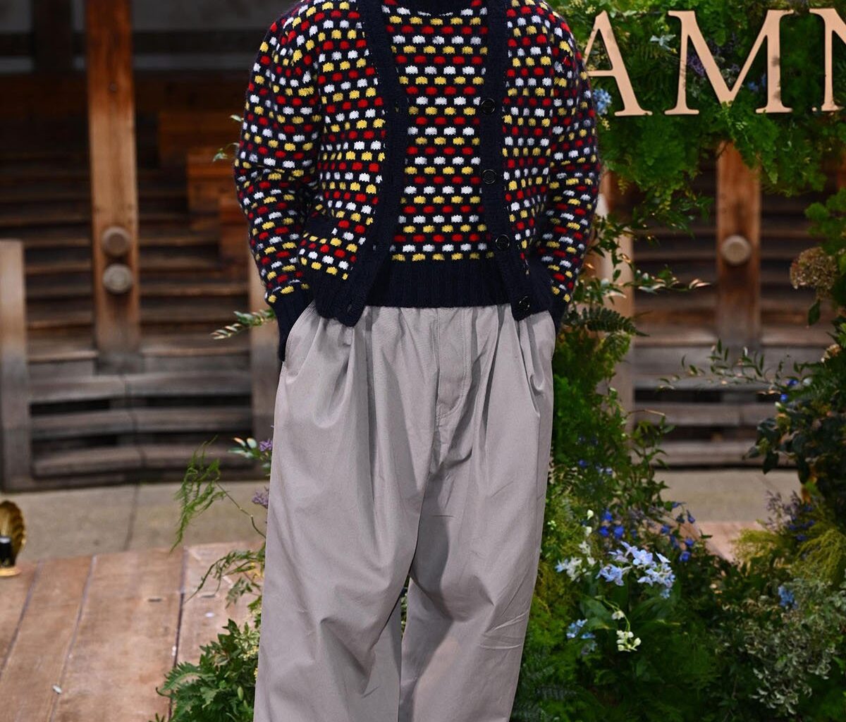Joe Alwyn, Hamnet London photocall, Marni Prologue collection, Marni red carpet, Shakespeare’s Globe Theatre, Joe Alwyn style, menswear red carpet, London photocall fashion