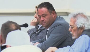 London mayor, city council clash over budget as employees face layoffs