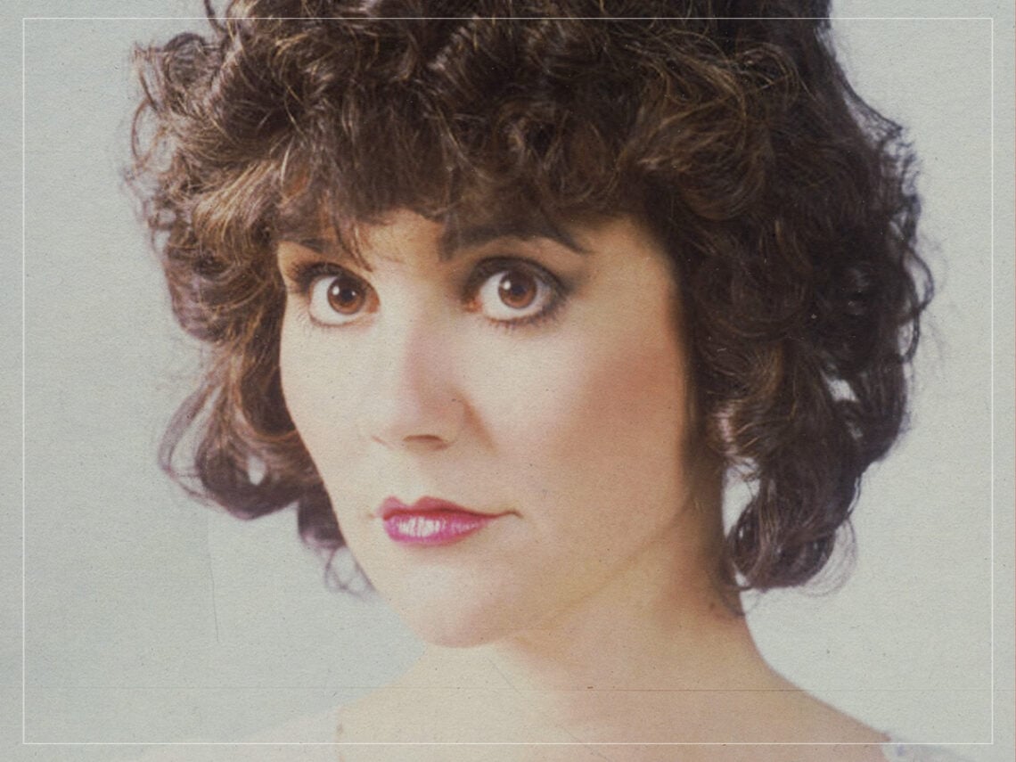 Linda Ronstadt - 1980's - Singer - Musician