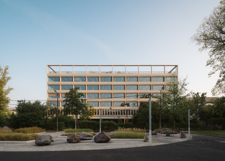 Faculty of Psychology of the University of Warsaw / Projekt Praga - Exterior Photography