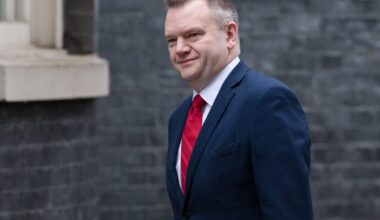 Britain’s Brexit point man says no to rejoining EU customs union – POLITICO