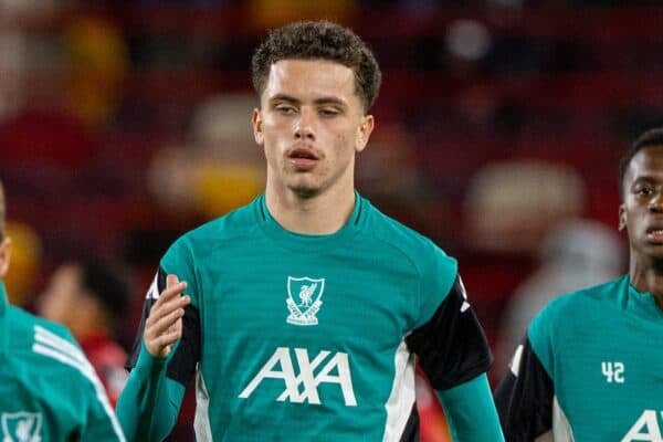 LONDON, ENGLAND - Saturday, October 24, 2025: Liverpool substitute Kieran Morrison during the pre-match warm-up before the FA Premier League match between Brentford FC and Liverpool FC at the Brentford Community Stadium. (Photo by David Rawcliffe/Propaganda)