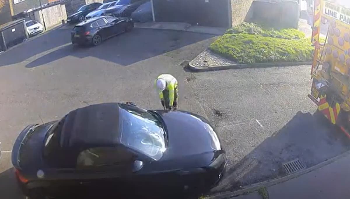 Mayor refuses to apologise after man has disabled parking bay painted around his car and is fined