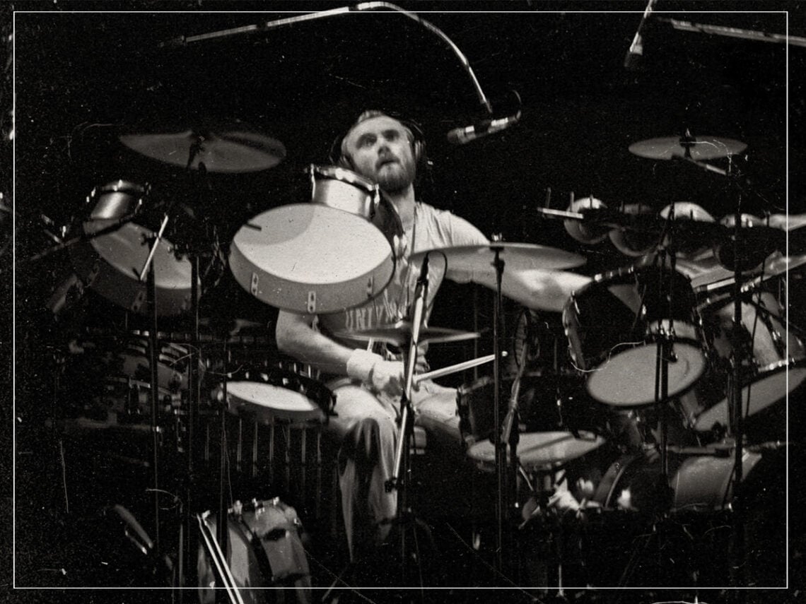 Phil Collins - Genesis - Drums - 1975