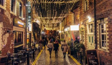 Seven reasons why Glasgow trumps Edinburgh for a city break