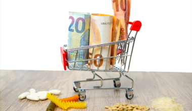 Household savings in Spain hit two‑year low amid rising costs « Euro Weekly News