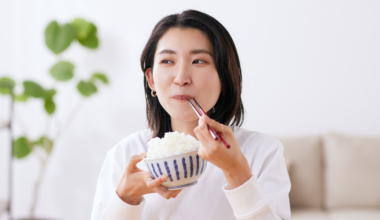 The one thing lower-middle-class families always have two of in the pantry "just in case" that wealthy families buy one at a time – VegOut