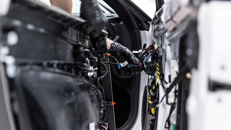 UK Government threatens car manufacturers with new legislation if they fail to adopt dual-marking to ensure all models can be sold in Northern Ireland