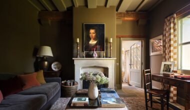 A converted barn and dovecote in the Cotswolds with interiors that feel fresh yet timeless