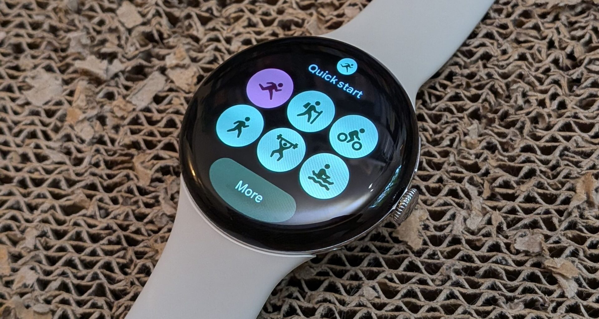 Galaxy Watch 5 and Pro users await One UI 8 Watch update after beta concludes